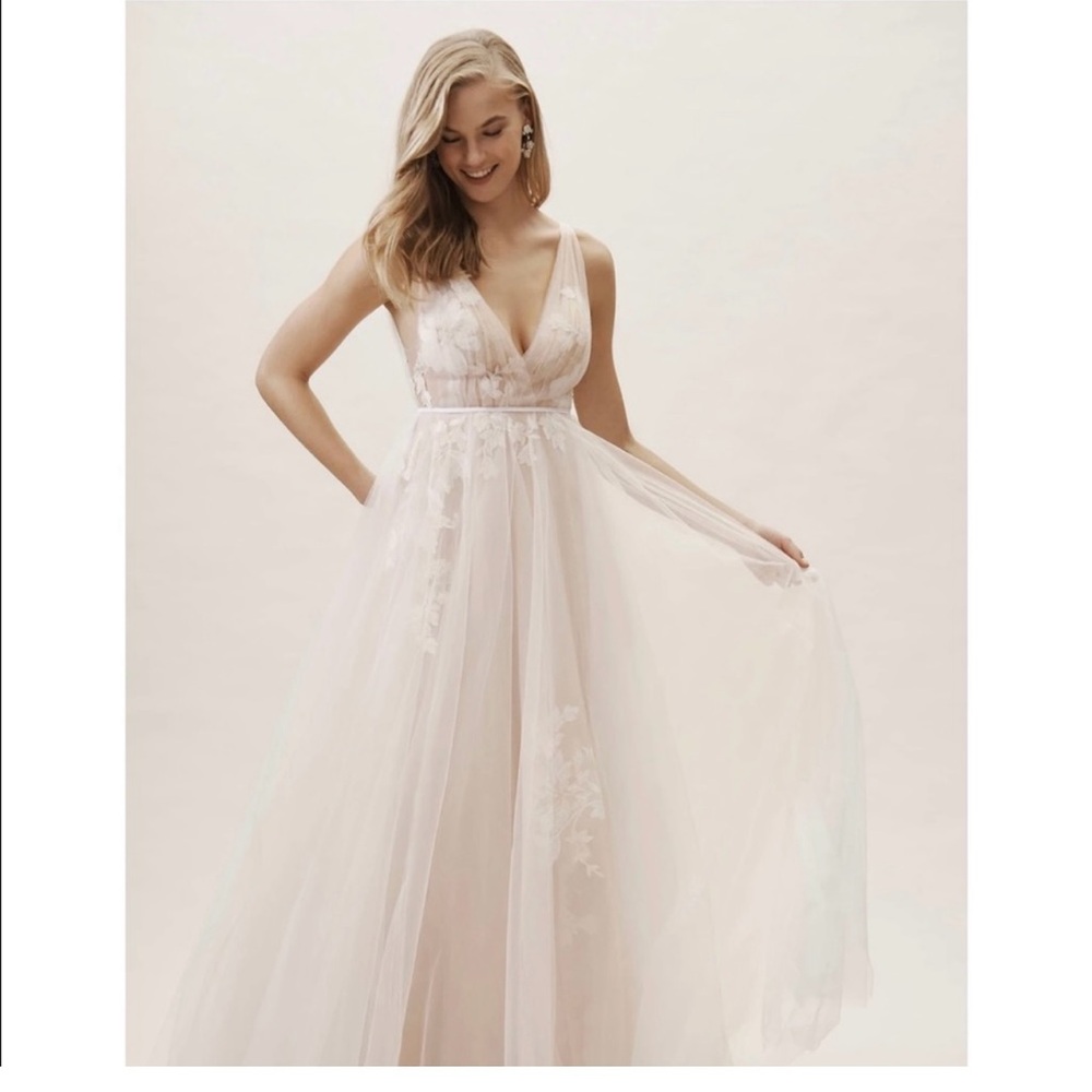 BHLDN Cream Plunge Neck Sleeveless Wedding Gown
Willowby Lainie